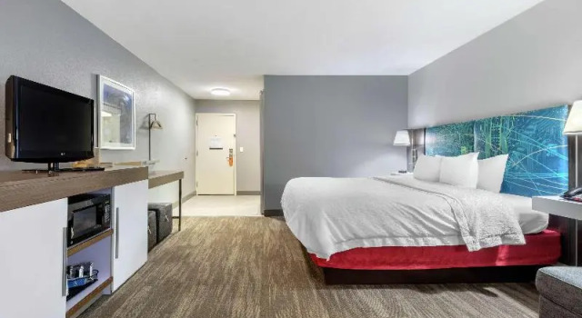 Студия Hampton Inn Brookhaven