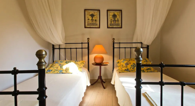 Коттедж с 2 комнатами Casa Paleopolis near Royal Baths MonRepo
