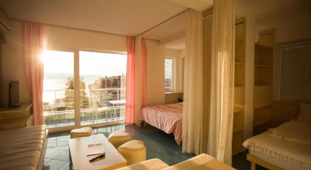 Студия Deluxe с балконом Villa Mina