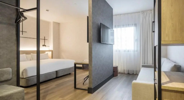 Трёхместный номер Hotel Ilunion San Mamés