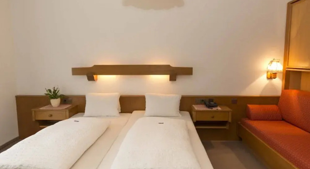 Lovely Apartment on a Farm in Radstadt, Rezerwuj Apartament Hotele w Salzburg z parkingiem, Parking