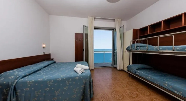 Hotel Sayonara
