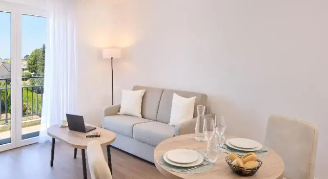 Люкс Quality Aparthotel Ploërmel