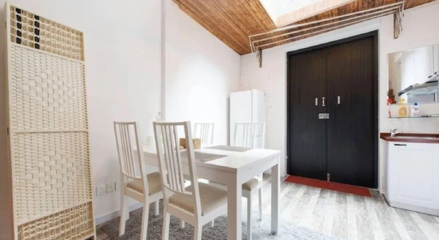 StarLive Apartment - Moonlight