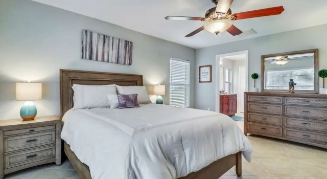 Коттедж 1506 SW 38th Street
