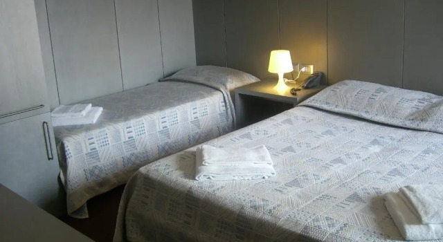 Hotel Europa, Book Hotel Grado 