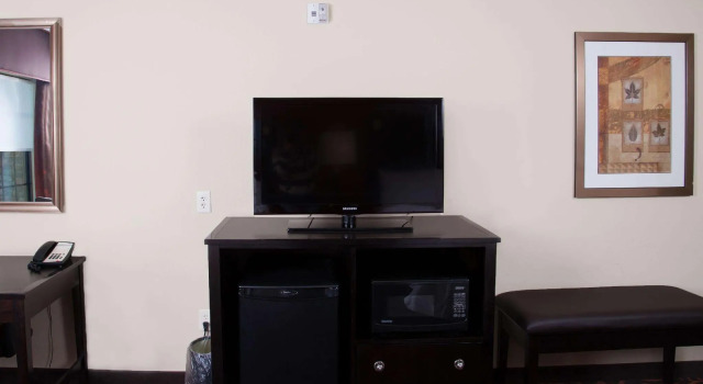 Четырёхместный номер Standard Hampton Inn & Suites Dickinson ND