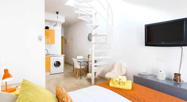 Studio in Málaga, With Wonderful City View, Furnished Terrace and Wifi, Забронировать Апартаменты/квартира Апартаменты Малаги, рядом с Salamanca Market, Апартаменты/квартира