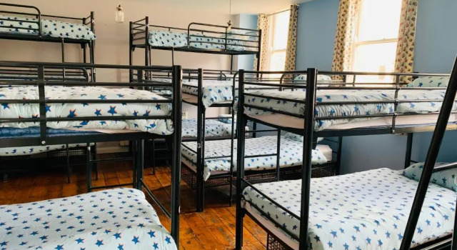 Кровать в общем номере (мужской номер) BunkHouse