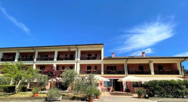 Hotel Sporting, Забронировать Отель Отели Сан-Дзено-ди-Монтанья 3 звезды, 3*