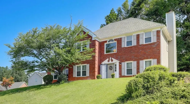 Коттедж с 4 комнатами Sunny Lithonia Home ~ 7 Mi to Stone Mountain Park!