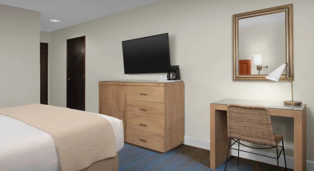 Двухместный номер Standard Ashland Hills Hotel & Suites