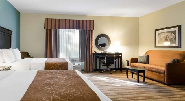 Одноместный люкс Comfort Suites Topeka Northwest