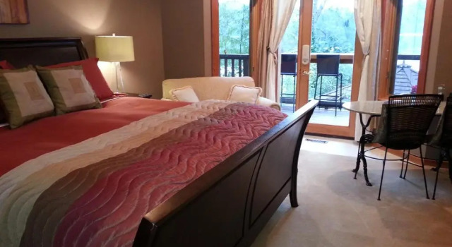 Люкс Tranquility Bay Waterfront Inn