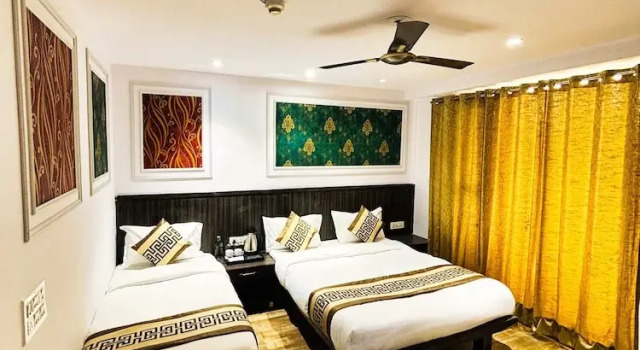 Номер Deluxe The HomeAste Residence Rajouri Garden