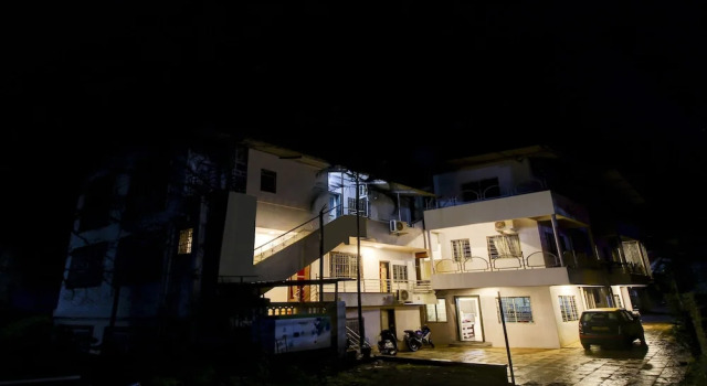 Treebo Trip Hotel Guru Krupa, Забронировать Отель Отели штата Махараштры 3 звезды, 3*