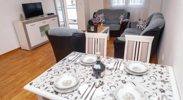Grand Premium 1, Book Hotel Hotels in Podgorica County with Parking, Parking