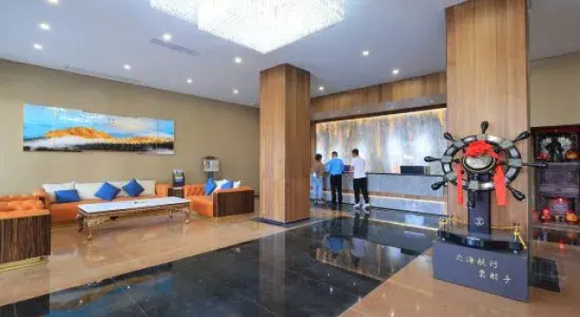 Grand Fortune Harbour Hotel (Dongguan Shatian Branch), Boek Hotel Hotels in Guangdong met parkeren, Parkeren