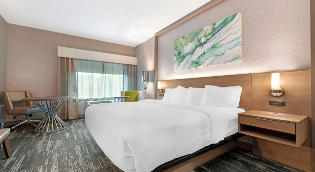 Best Western Plus Grand Rapids MN, Varaa Hotelli Grand Rapids Minnesota