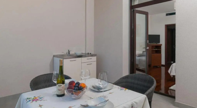 Luxury Rooms near Beach