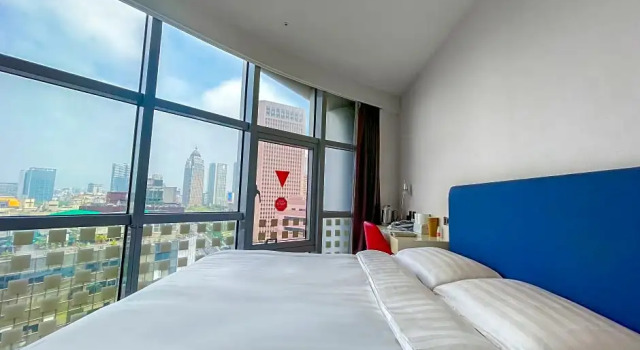 Номер Classic CHECK inn Taipei Xinyi