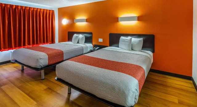 Четырёхместный номер Standard Motel 6-Waxahachie, TX