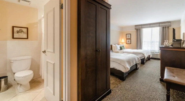 Четырёхместный номер Classic Le St-Martin Hotel & Suites