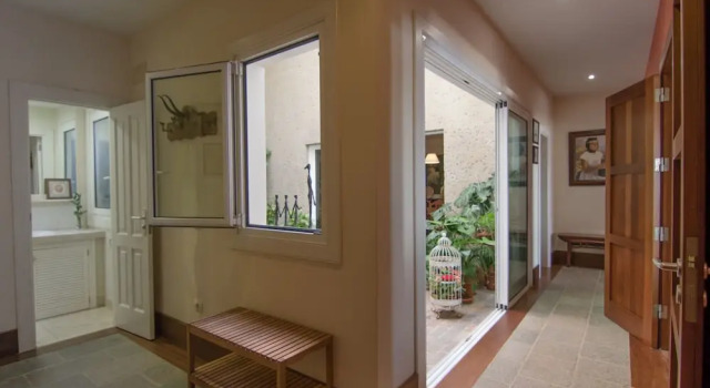Herecomesthesun, Prenota Hotel Arico 
