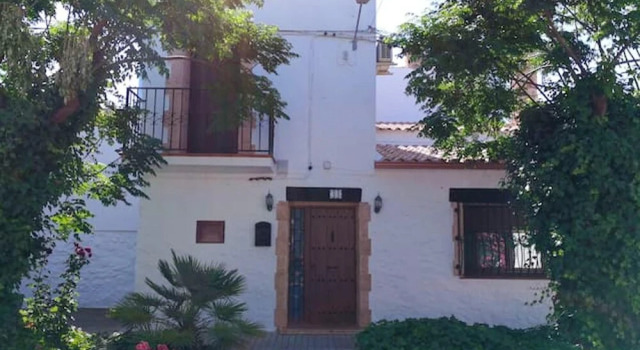 Villa With 6 Bedrooms in Ciudad Real, With Private Pool, Furnished Garden and Wifi, Varaa Villa Mökit kohteessa Castilla-La Mancha, Mökki