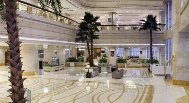 Crowne Plaza Hotel Dandong, Buchen Sie Hotel Zhenxing Dandong