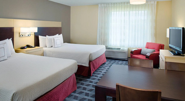 Четырёхместная студия TownePlace Suites by Marriott Fayetteville N / Springdale