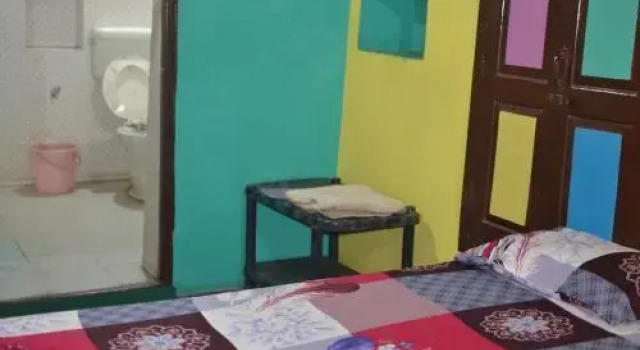 Monu Family Guest House