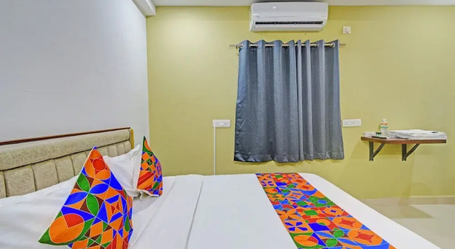 Номер Premium FabHotel Dolce Vita Grand- Nr Yashoda Hospitals Hitech City