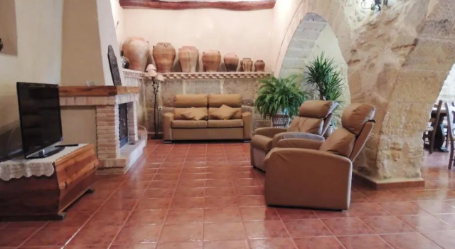 Las Bodegas Del Gilo, Buchen Sie Hotel Valdealgorfa Teruel