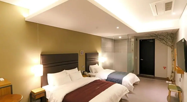 Номер Premium Best In City Hotel