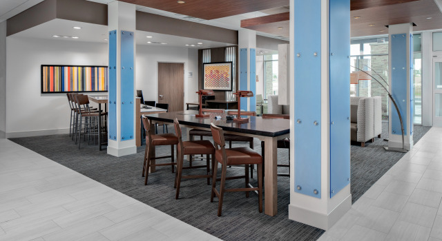 Holiday Inn Express & Suites Elkhorn - Lake Geneva Area by IHG, Réserver Hôtel Elkhorn Wisconsin