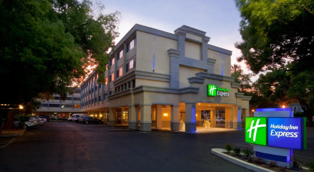 Holiday Inn Express Sacramento Convention Center