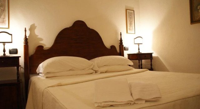 Arco Naturale Country House, Забронировать Отель Отели Четона с бассейном, Бассейн