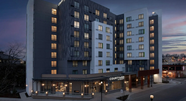 Courtyard By Marriott Nanaimo