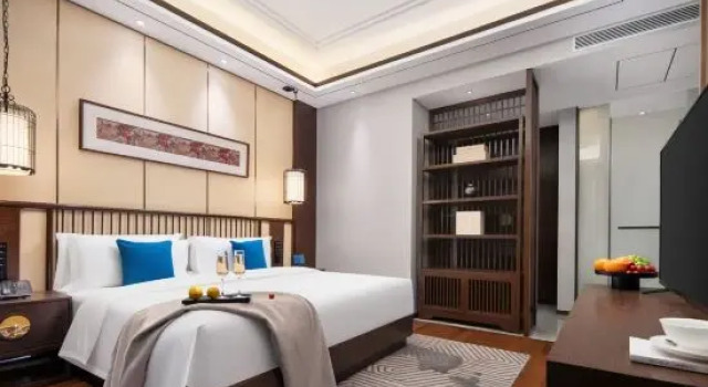 Люкс Deluxe Nanhua Xingyang Garden Hotel