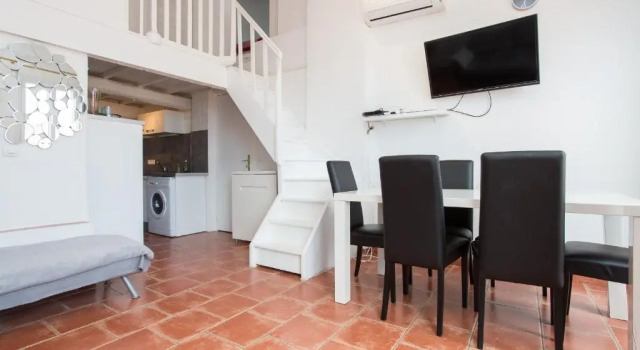 Апартаменты Appartement Carla sea view and Palais Des Festivals