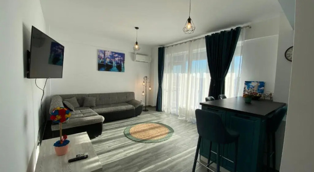 Apartament 2 Camere Premium Crema Beach Mamaia in Prima Linie la Mare, Varaa Huoneisto Hotellit Mamaia-Sat pysäköinnillä, Pysäköinti