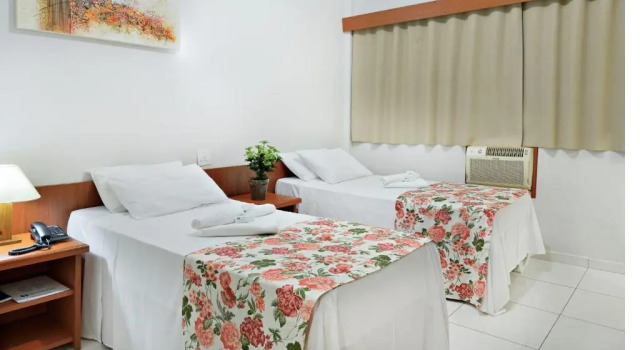 Трёхместный номер Executive Hotel Dan Inn Barretos by Nacional Inn