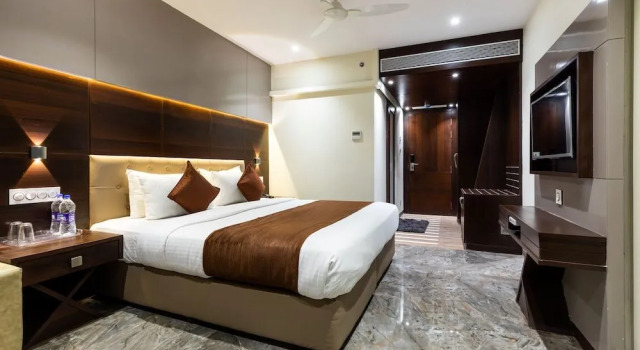 Hotel President, Забронировать Отель Отели штата Махараштры 3 звезды, 3*