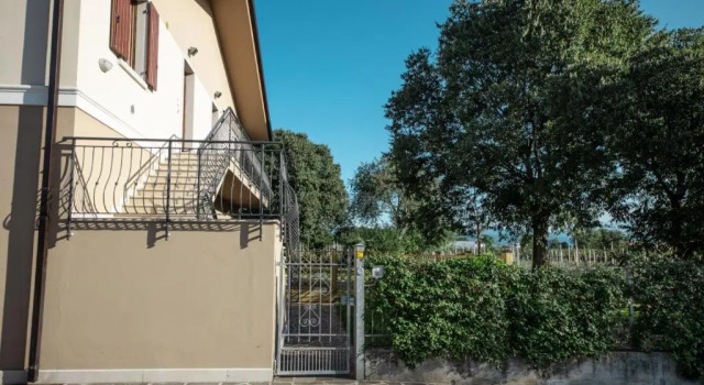 Appartamenti Orchidea e Glicine, Prenota Hotel Hotel a Sommacampagna con parcheggio, Parcheggio
