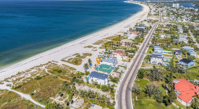 Коттедж 5960 Sunset Beach: 4br Beachfront Home W/ Pool! 4 Bedroom Home