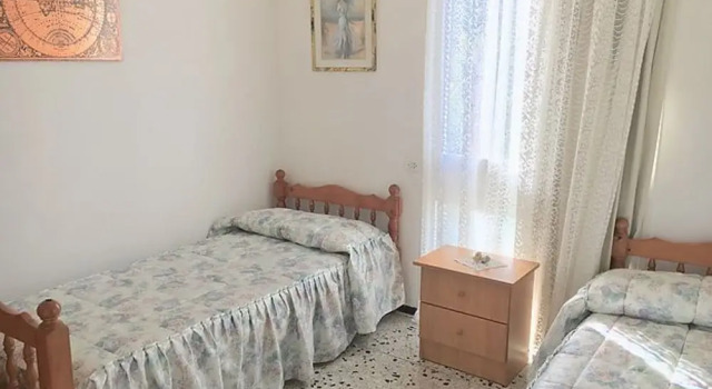 Apartment - 2 Bedrooms with Sea views - 107793