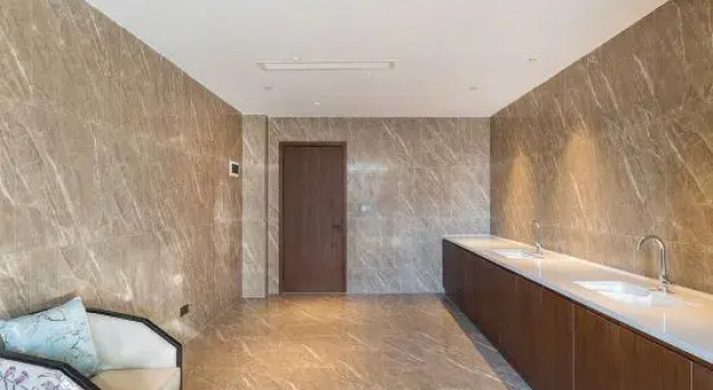 Rezen Dong Peninsula Bay Hotel, Prenota Hotel Hotel a Hubei con parcheggio, Parcheggio