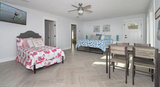 Salt Life Pool Home by Ocean Properties, Забронировать Отель Отели Нью-Смирна-Бич 3 звезды, рядом с Парк 27 Авеню, 3*