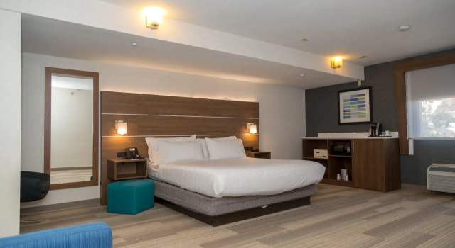 Люкс Holiday Inn Express San Diego Airport - Old Town by IHG